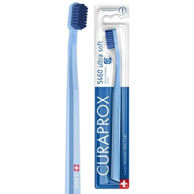 Afbeelding van Curaprox Tandenborstel CS 5460 Ultra Soft Handtandenborstel voor volwassenen met Curen borstelharen lichtblauw