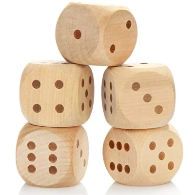 Afbeelding van COM FOUR® 5x dobbelstenen XL houten 5 x cm grote om te spelen voor buiten