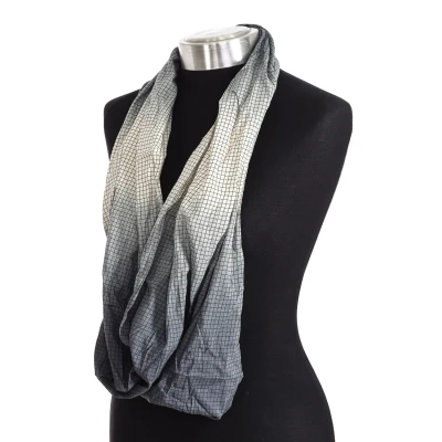 Afbeelding van Gradient Infinity Neck 114900 Frau