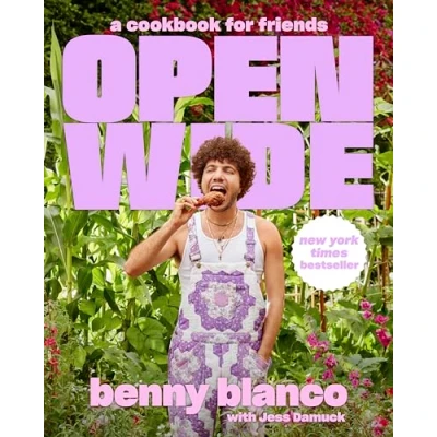 Afbeelding van Open Wide: A Cookbook for Friends