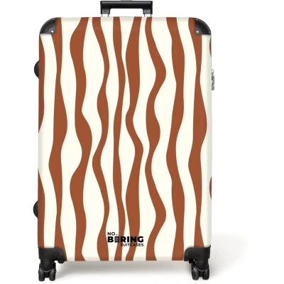 Afbeelding van NoBoringSuitcases.com® Koffer groot Reiskoffer lichtgewicht Bruin met witte golvende lijnen Rolkoffer 4 wielen Grote trolley XL 98 liter bagage