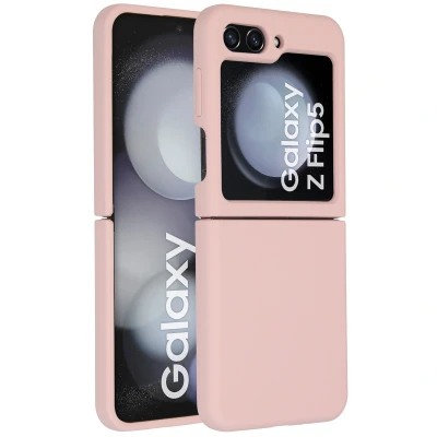 Afbeelding van Samsung Galaxy Z Flip 5 Hoesje Siliconen en TPU (zacht) Accezz Softcase/Backcover Roze Telefoonhoesje