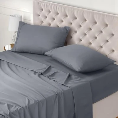 Afbeelding van Utopia Bedding 4 Stuk Bedlakenset Eenvoudig Onderhoud Zacht Geborstelde Microvezel Stof, Vlakke Laken, Hoeslaken met 2 Kussensloop, Krimp en Vervaagt Bestand (Voor Beddenmaat 150 x 200 cm, Grijs)