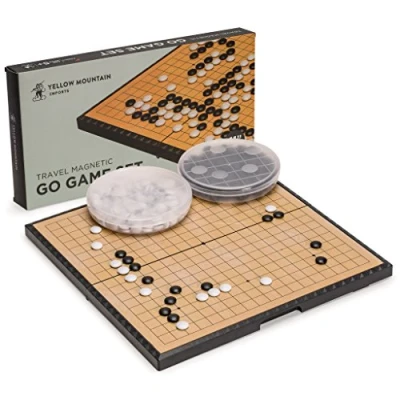 Afbeelding van Yellow Mountain Imports Medium Magnetisch 19x19 Go Spel Set Bord (28 centimeter) met Enkelzijidge Convexe Plastic Stenen Opvouwbare, Draagbare en Reisklare