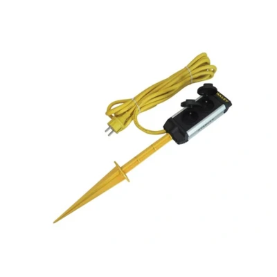 Afbeelding van STANLEY 2 VOUDIGE STEKKERDOOS GROUND SPIKE MET KLAPDEKSELS EN GRON