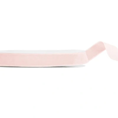 Afbeelding van Fluwelen decolint lichtroze, 15mm breed rol 10 meter velours lint velvet