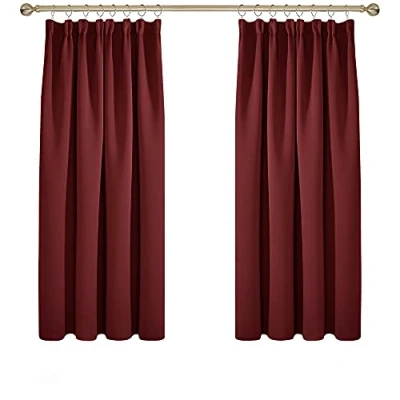 Afbeelding van Deconovo Verduisteringsgordijnen Plooiband, Ondoorzichtige Kerst Gordijnen met Warmtewerend Stof voor Woonkamer, 168x138 cm (B x H), Donkerrood, 2 stuks