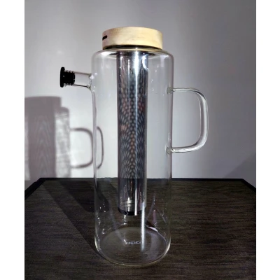 Afbeelding van OGO living Gustave Karaf Glas 1,5 l (infuser) transparant Roestvrij staal