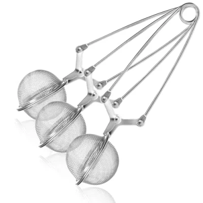 Afbeelding van COM FOUR® 3x theetang van roestvrij staal 304 bolvormige thee ei theezeefjes voor losse thee, specerijen en kruiden zeeftang (03 stuks Ø 4,5 cm)
