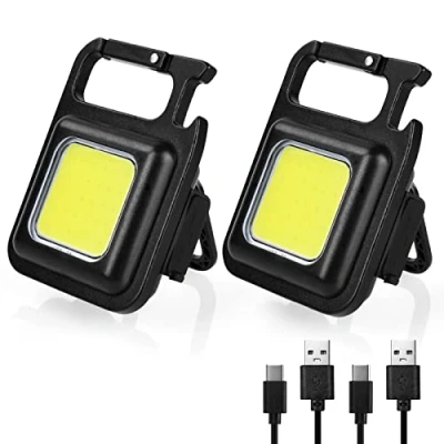 Afbeelding van URAQT Mini COB Sleutelhanger, 800 lumen Oplaadbaar 4 lichtmodi Draagbare zaklamp, Multifunctionele Waterdicht Led Sleutelhanger Licht, Voor reparaties, garages en camping (zwart 2 stuks)
