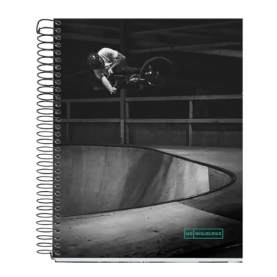 Afbeelding van Miquelrius A5 notitieboek, 140 vellen à 70 g/m², gelinieerd horizontaal 7 mm, 4 gekleurde strepen, 2 boren, hardcover, Skate Park Collection