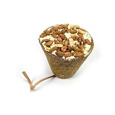 Afbeelding van Mollige Suet Gevulde Kokos Fibre Bell Gegarneerd Met Pinda&#039;s of Meelwormen (Pinda, Enkel)