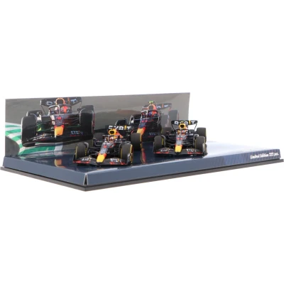 Afbeelding van Red Bull Racing RB18 Minichamps Modelauto 1:43 2022 Max Verstappen / Sergio Perez ORACLE