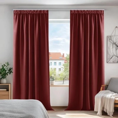 Afbeelding van Deconovo Verduisteringsgordijnen Plooiband, Ondoorzichtige Kerst Gordijnen met Warmtewerend Stof voor Woonkamer, 107x213 cm (B x H), Donkerrood, 2 stuks