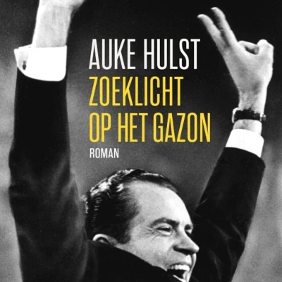 Afbeelding van Zoeklicht op het gazon