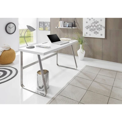 Afbeelding van MCA furniture Bureau Beno 140 cm breedte met frame in edelstaal look