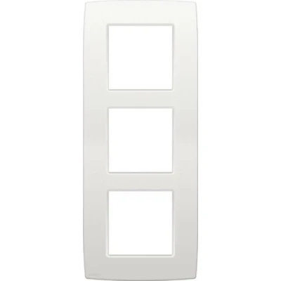 Afbeelding van Drievoudige afdekplaat met 60 mm verticale centerafstand verticaal