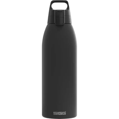 Afbeelding van SIGG Geïsoleerde drinkfles Thermosfles Shield Therm One Black Koolzuurhoudende dranken Lekvrij Vaatwasmachinebestendig BPA vrij 90% gerecycled roestvrij staal Zwart 1.5L