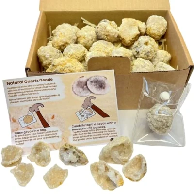Afbeelding van Fossil Gift Shop Breek je eigen Geodes 1kg Bumper Pack Bevat maximaal 25 Geodes!