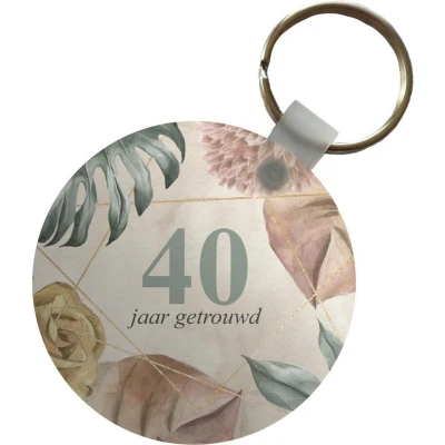 Afbeelding van Sleutelhanger Trouwen 40 jaar getrouwd Spreuken Jubileum Quotes Plastic Rond Uitdeelcadeautjes