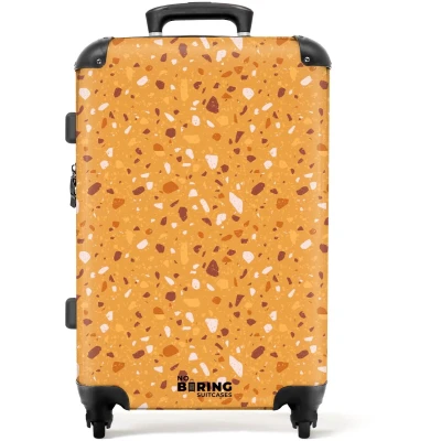 Afbeelding van NoBoringSuitcases.com Grote koffer Terrazzo patroon veelkleurig geel Kinderkoffer geschikt voor jongen en meisjes Reiskoffer met 4 wielen Trolley op wieltjes Rolkoffer groot kinderen 72 liter Ruimbagage valies 20kg