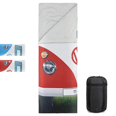 Afbeelding van VW Collection Volkswagen T1 Bus Enkele Slaapzak Rood Avontuurlijke Kampeerervaring