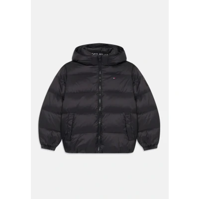 Afbeelding van TOMMY HILFIGER Tussenjas &#039;ESSENTIAL&#039; zwart