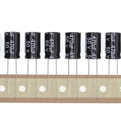 Afbeelding van 50 stuks V 470UF elektrolytische condensator van aluminium, plug in, 10 x 17 mm, mm