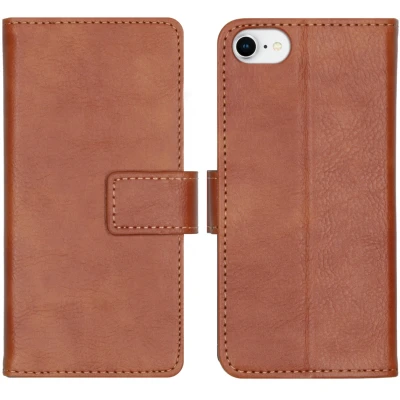 Afbeelding van iPhone SE (2022) Hoesje Kunstleder imoshion Bookcase Bruin Telefoonhoesje
