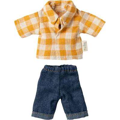 Afbeelding van Maileg poppenkleding vader geel geruit overhemd en denim broek 15 cm