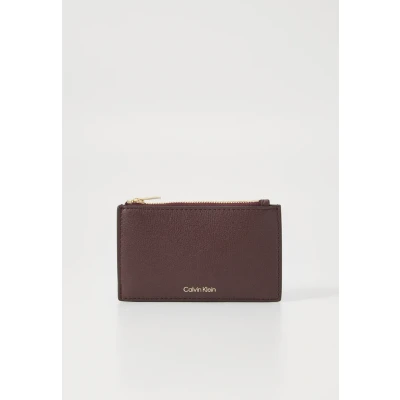 Afbeelding van Calvin Klein Embossed LOGO Portemonnee, Dames, Maat: One Size, Fudge/espresso