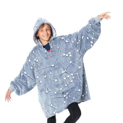 Afbeelding van KANGURU 1303 Kangurone Glow Constellations Hoodie Fleece Deken sweatshirt Oversized Draagbare in the Dark Sterrenbeelden met bonteffect, Grijs, voor Kinderen maat 75x75cm,Blauw