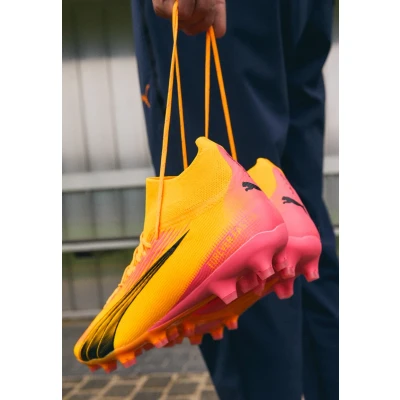 Afbeelding van Puma Ultra PRO FG/AG Voetbalschoenen met kunststof noppen, Heren, Maat: 44.5, Sun stream/black/sunset glow Textiel/ synthetisch