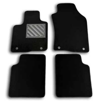 Afbeelding van Vloermatten Lancia Ypsilon III vanaf 2011, precies passend, antislip, hakbeschermers van versterkt rubber, bevestigingsknoppen