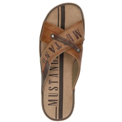 Afbeelding van Mustang Shoes Slippers zomerschoen, slippers, badschoen, met opvallende logo opschrift