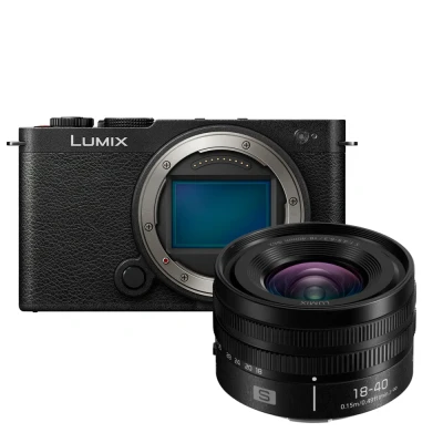 Afbeelding van Panasonic Lumix DC S9NE A Vlogging Camera, 24,2 MP, 6K/4K Video, PDAF 779 Punten, Beeldstabilisatie, WiFi, Blauw, met S R1840E 18 40mm Lens