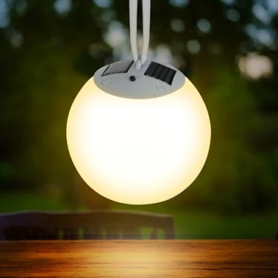 Afbeelding van Premium Solar LED hanglamp 20 cm kogellamp om op te hangen met 4 leds in warm wit tuin balkon terras decoratieve bollamp verlichting