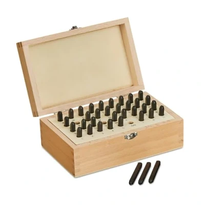 Afbeelding van Relaxdays slagletters 3 mm 36 delige set slagcijfers metaal slagstempels leer