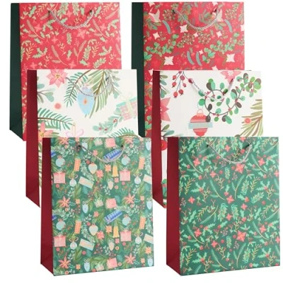 Afbeelding van THE TWIDDLERS 6 grote kerstcadeauzakjes met stevige hengsels in geassorteerde bloemige feestelijke kerstontwerpen, cadeauzakje 1 van elk ontwerp, kerstzak 32cm x 26cm