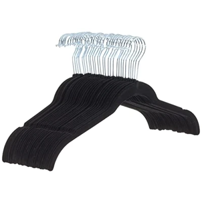 Afbeelding van Amazon Basics Kleerhangers voor overhemd/jurk, ruimtebesparend en bekleed met fluweel, zwart, verpakking van 30 stuks