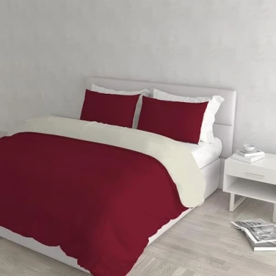 Afbeelding van Italian Bed Linen Natuurlijke Kleur Dekbedovertrek Set met Doubleface Effen Tas Sheet en Kussensloop, 100% Katoen, Bordeaux/Crème, dubbele