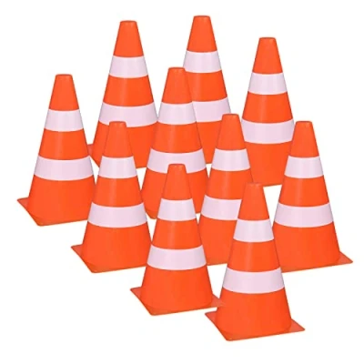 Afbeelding van Idena 40621 Pylonen 10 stuks, waarschuwingskegels van kunststof in oranje met witte strepen, ca. 15,5 cm hoog, stapelbaar, verkeerskegels voor sport, vrije tijd, slalom, voetbal en verenigingen