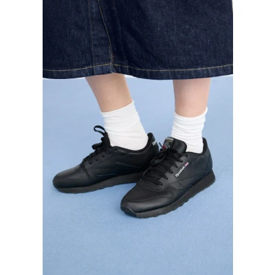 Afbeelding van Reebok Classic Leather Trainers Sneakers laag, Dames, Maat: 38.5, Black Schoenen