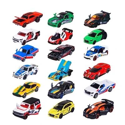 Afbeelding van Majorette Racing Cars 1 van 18 willekeurige speelgoedauto&#039;s, zeer gedetailleerd, schaal 1:64 (7,5 cm), met ruilkaart, modelauto voor kinderen vanaf 3 jaar, auto willekeurig verzonden (assorti)