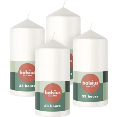Afbeelding van Bolsius Gladde stompkaarsen, wit, 4 stuks, 12 x 6 cm, decoratieve kaarsen voor huishoudelijk gebruik, lengte brandduur 33 uur, ongeparfumeerd, bevat natuurlijke plantenwas, zonder palmolie,