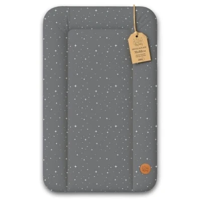 Afbeelding van Afwasbare en waterdichte Verschoonmat 70x50 cm voor op het verschoningsmeubel, verschoningselement, commode of wasmachine Galaxie B
