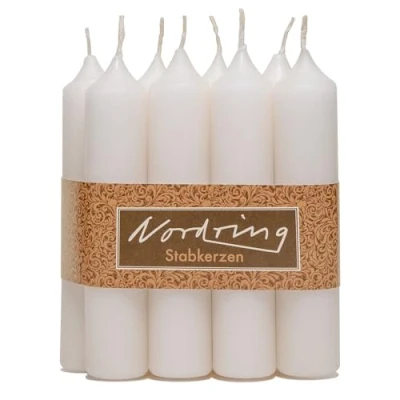 Afbeelding van Nordring 8 stuks staafkaarsen crème 2,2 x 11 cm hoog