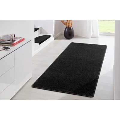 Afbeelding van Loper cy 80x300cm Zwart 123vloerkleed.nl is de online webshop voor vloerkleden en woonaccessoires.