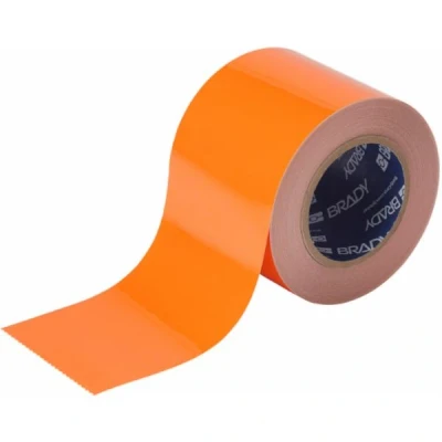 Afbeelding van BRADY 104376 ToughStripe tape voor vloermarkering 101,60 mm x 30,48 m