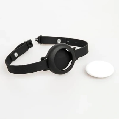 Afbeelding van LucyBalu Kattenhalsband Nemo voor de AirTag*, veilig, licht, comfortabel, halsband katten met veiligheidssluiting, compatibel Apple AirTag, siliconen band, neon oranje